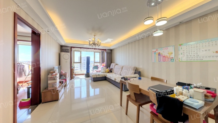 亚奥金茂悦二手房实景图