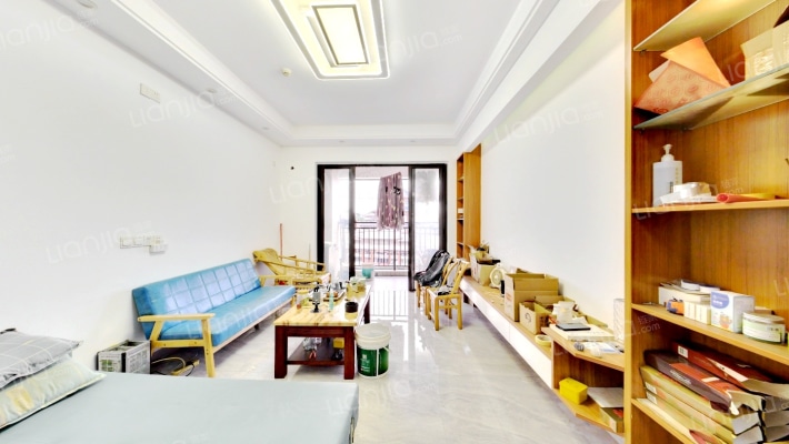 福晟钱隆御府二手房实景图