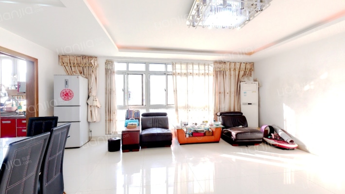 国大花园二手房实景图