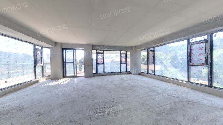 云上绿舟二手房实景图