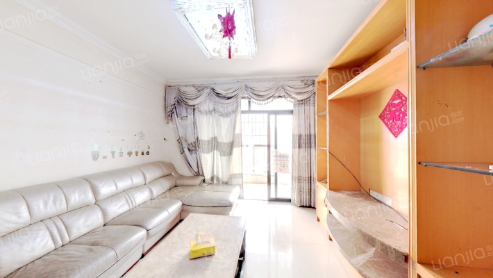 海畔馨苑二手房实景图