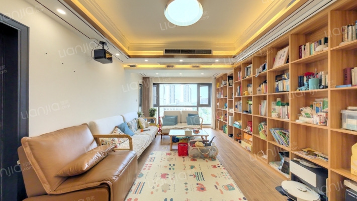 隆鑫公园首府二手房实景图