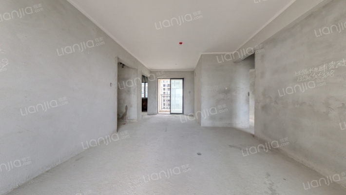 逸骏半岛二手房实景图