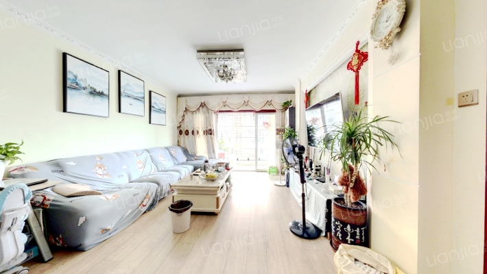 鸿景春天花园三期二手房实景图