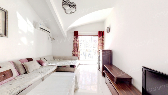 天江格调兰庭二手房实景图