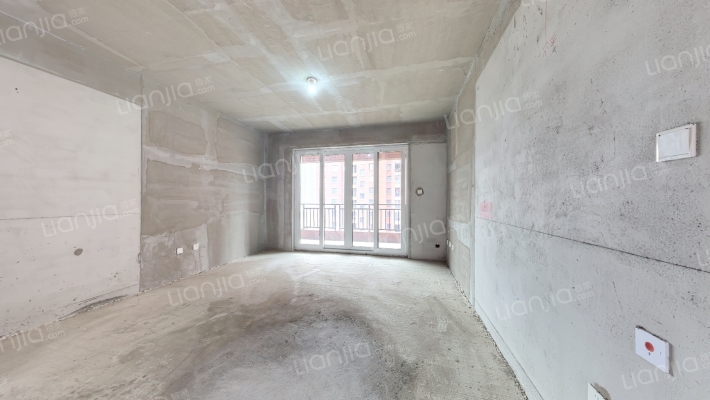 山水香堤溪岸二手房实景图