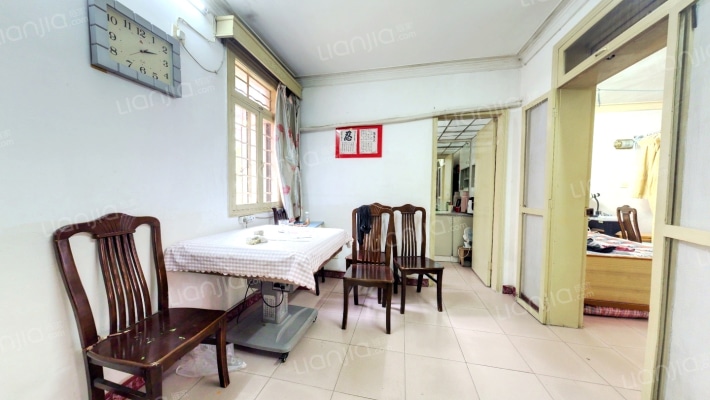 荷三小区二手房实景图