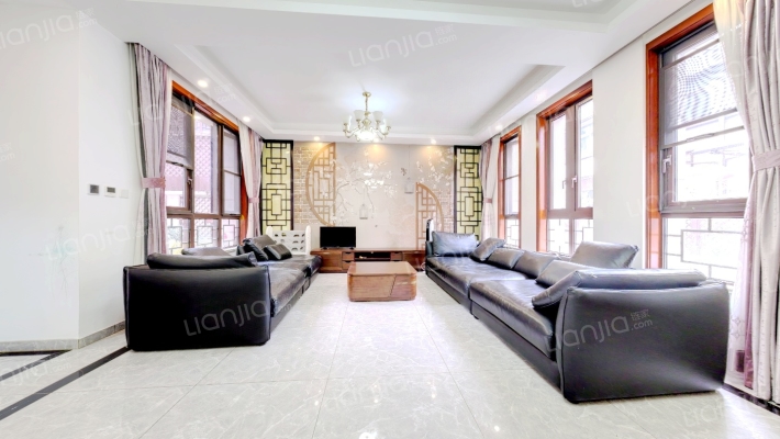 鸿玺郡(北区)(别墅)二手房实景图