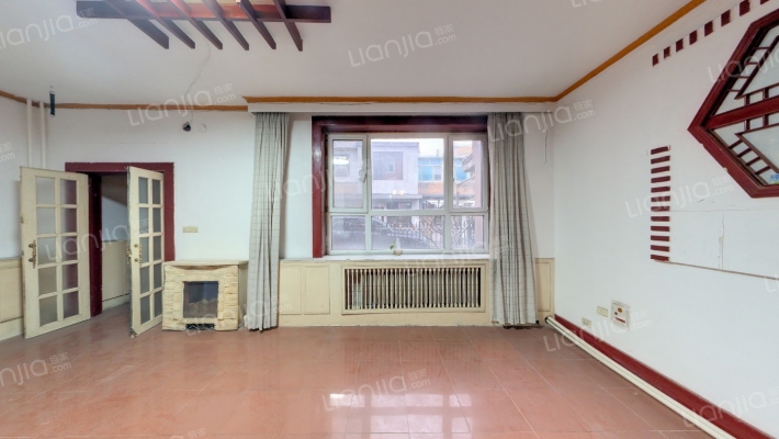 长城铭苑二手房实景图