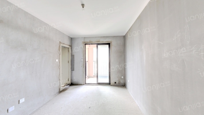 建发央著二手房实景图