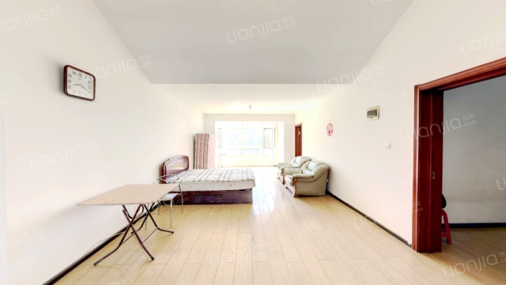 轴承名苑二手房实景图