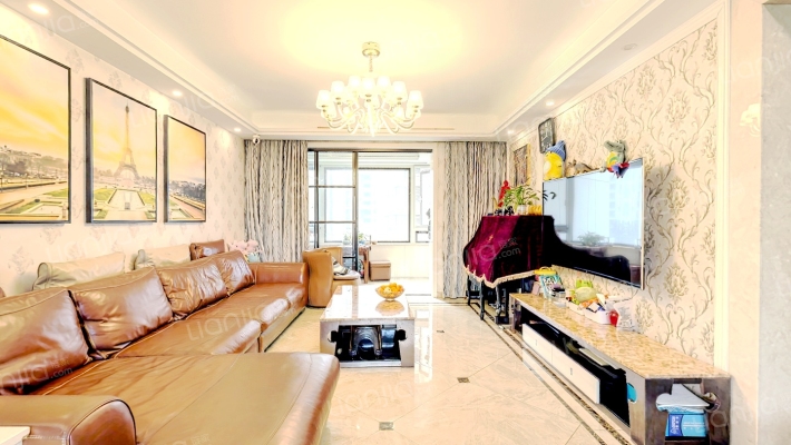 莱蒙水榭春天二手房实景图