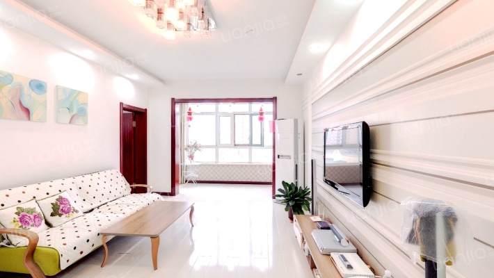 蓝天荣府二手房实景图