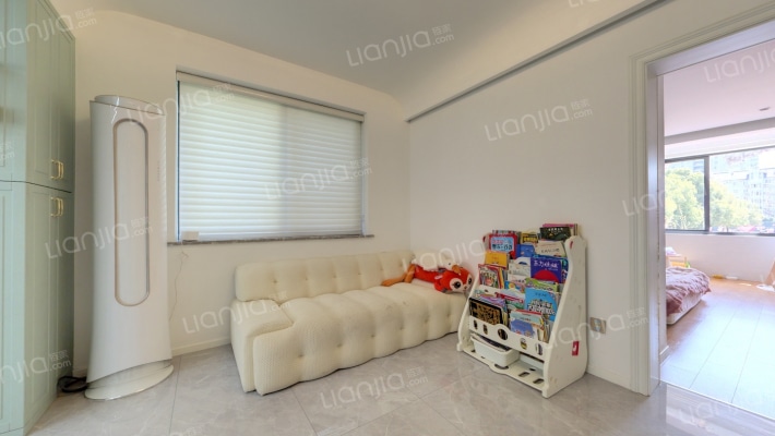 三里家园一区二手房实景图