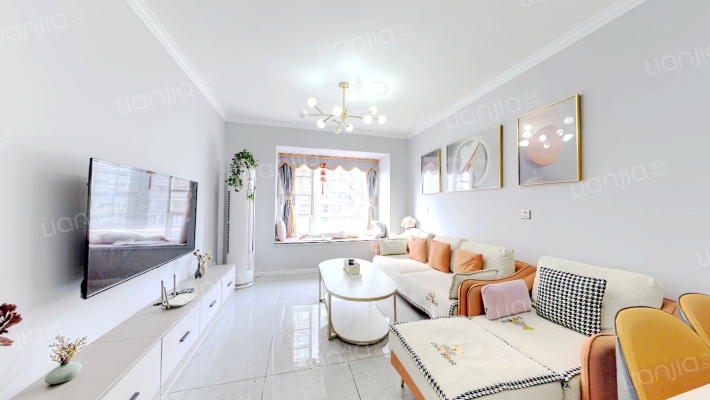 锦外中心二手房实景图