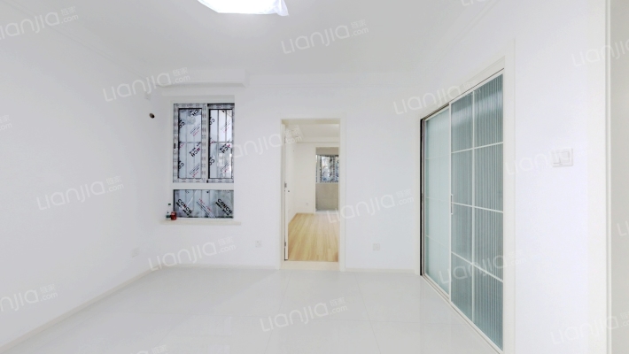 香山新村东北街坊二手房实景图