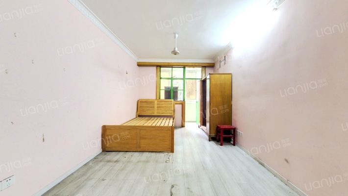 龙华小区二手房实景图