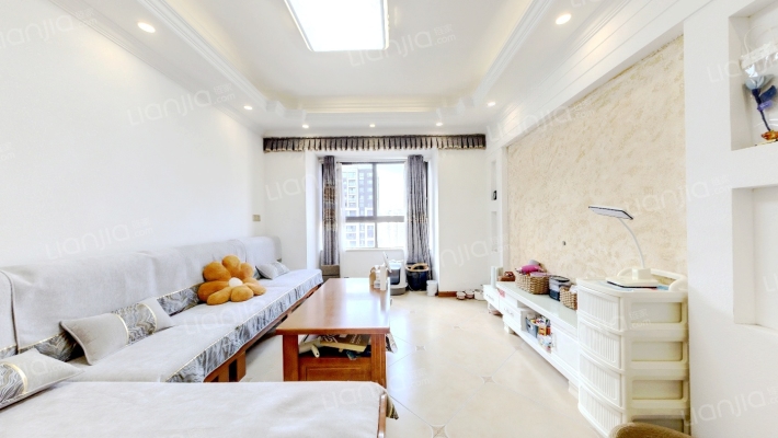 蓝光COCO时代三期二手房实景图