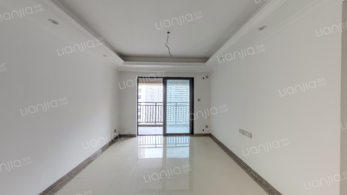 富力院士廷二手房实景图