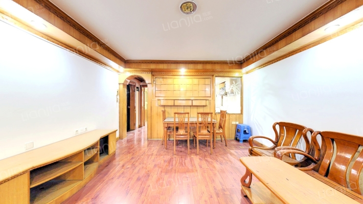 温泉东汤小区二手房实景图