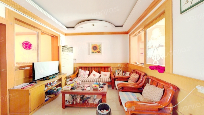 化工厂家属楼二手房实景图