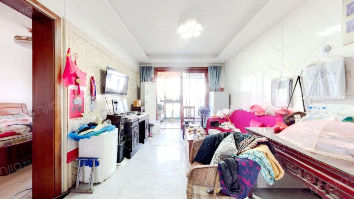 荷馨苑二手房实景图