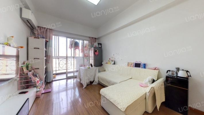 皇家花园二手房实景图