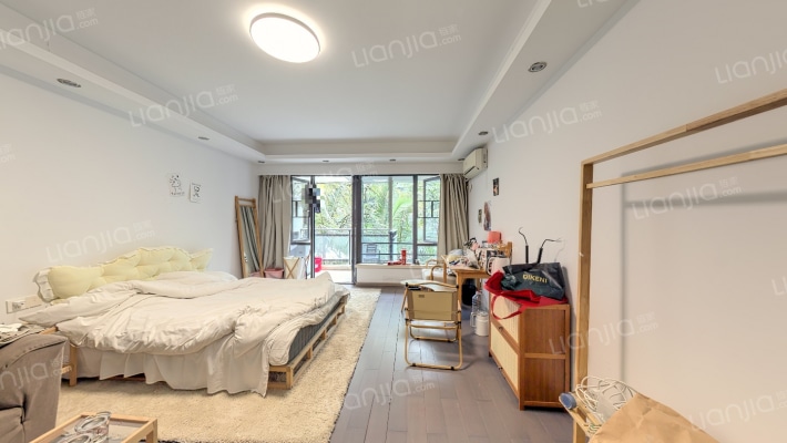 鸿威海怡轩二手房实景图