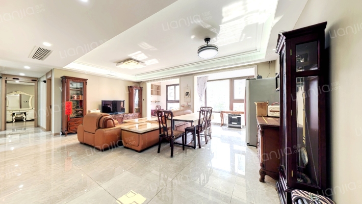 艺荟兰苑二手房实景图