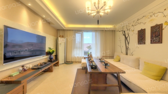 普罗旺世罗曼维森东院二手房实景图