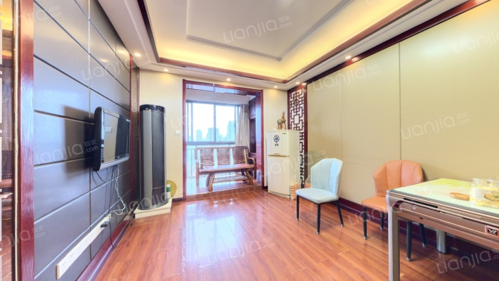 日月佳苑二手房实景图