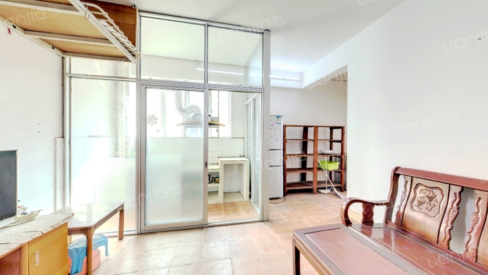 莲塘路二手房实景图