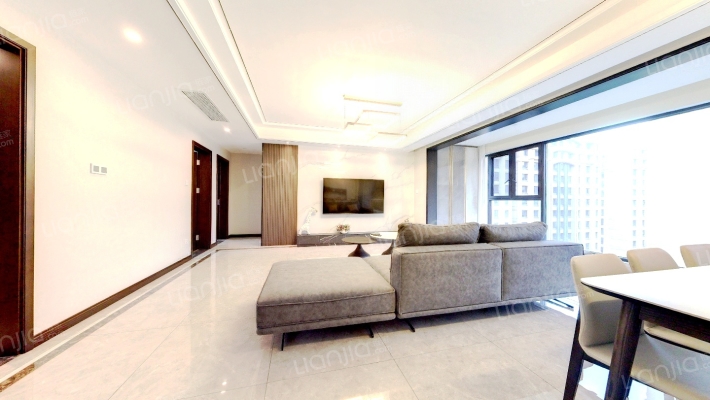 蔚蓝卡地亚云墅二手房实景图