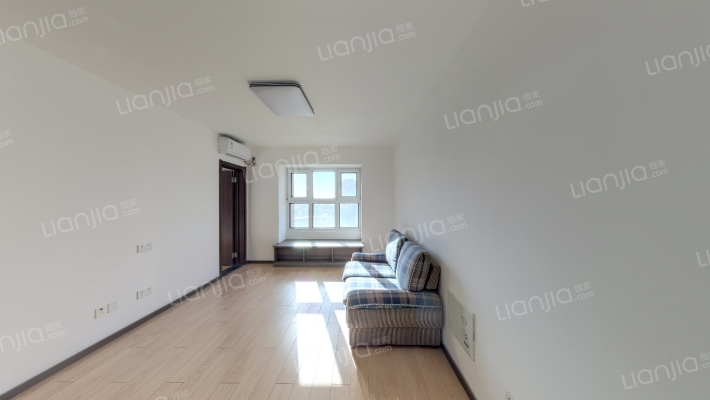 万科赏溪苑二手房实景图