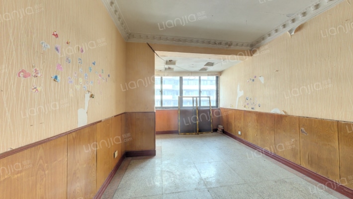 青云路100号二手房实景图