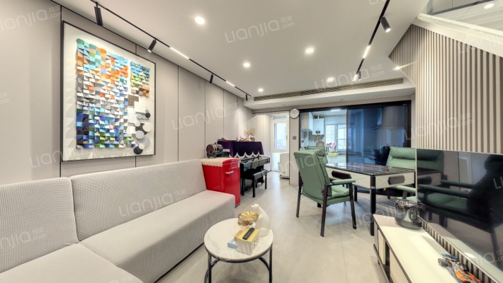 美联中心二手房实景图