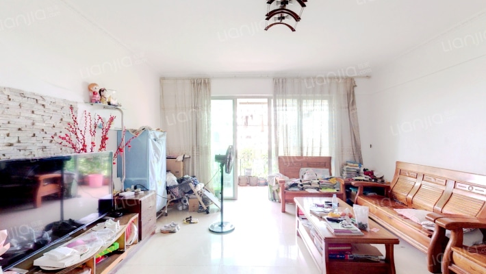 美地芳邻二手房实景图