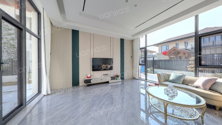 元一高尔夫别墅五期二手房实景图