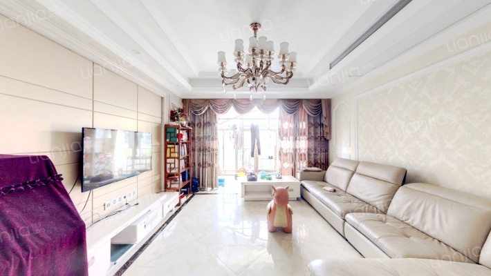 翡翠东方二手房实景图