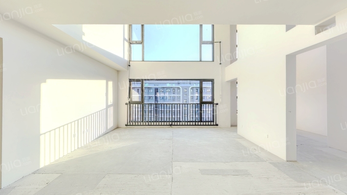 想云湾逸天轩二手房实景图