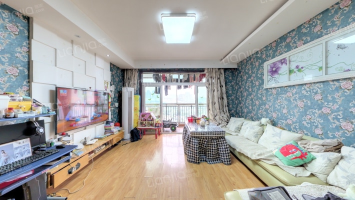 蒙特卡尼二手房实景图