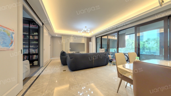 怡心湖岸一期二手房实景图