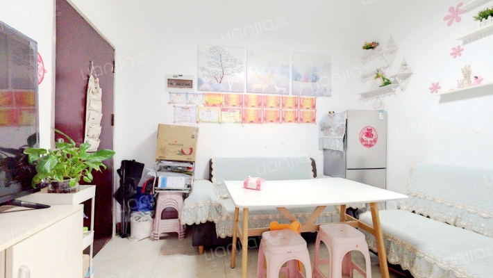 中天城市之门二手房实景图