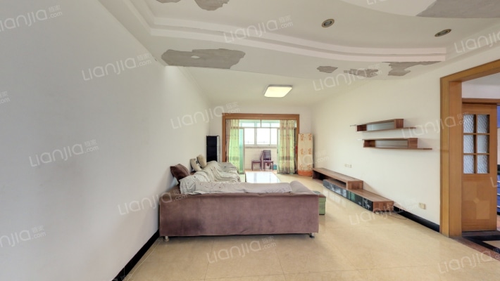 新区海关大院二手房实景图