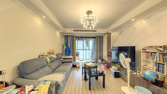 海伦春天三期二手房实景图