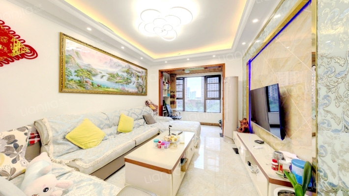 缤纷翡翠湾二手房实景图