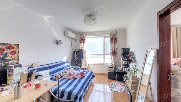 同方世纪大厦二手房实景图