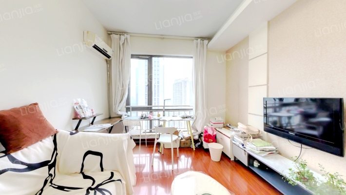 皇后国际二手房实景图