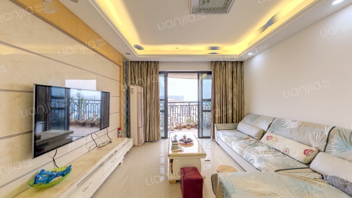 蓝湾御府二手房实景图