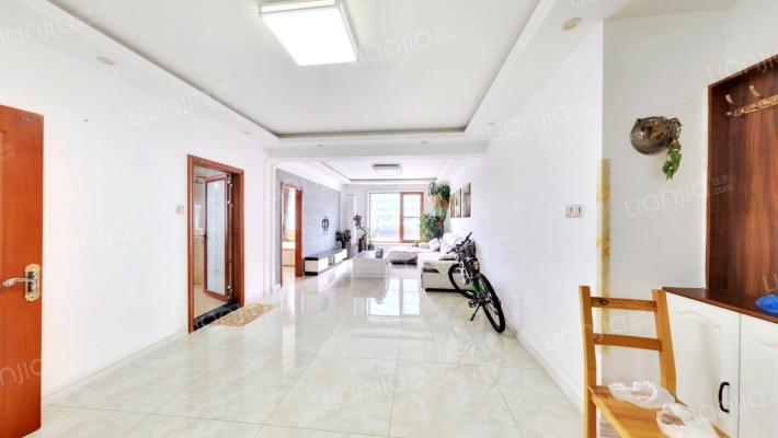 江湾馨城西区二手房实景图